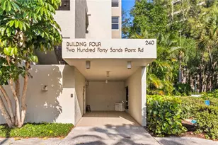 240 Sands Point Rd, Longboat Key, FL 34228 - Photo 2