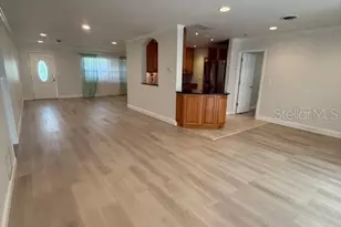 3856 Tarpon Rd, Venice, FL 34293 - Photo 10