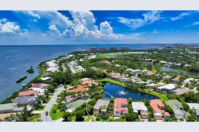 3617 Fair Oaks Place, Longboat Key, FL 34228 - Photo 2