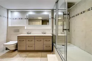 10222 66th Ave, Seminole, FL 33772 - Photo 18