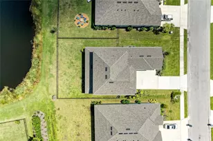 16115 Mount Holly Dr, Bradenton, FL 34211 - Photo 8