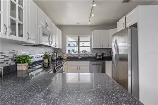 13951 Harbor View Dr, Seminole, FL 33776 - Photo 12