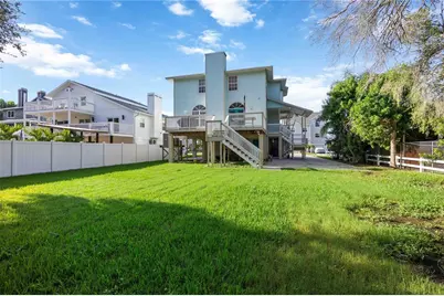 13951 Harbor View Drive, Seminole, FL 33776 - Photo 40