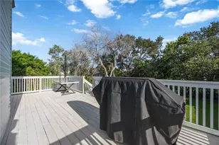 13951 Harbor View Dr, Seminole, FL 33776 - Photo 34