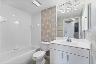 432 Sunset Lake Blvd, Venice, FL 34292 - Photo 32