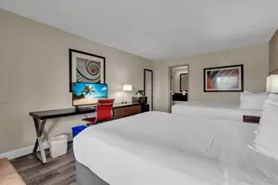 7150 N Tamiami Trl, Sarasota, FL 34243 - Photo 4