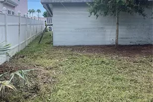 2445 Webber St, Sarasota, FL 34239 - Photo 8