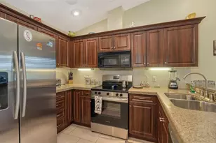 4176 Vallarta Ct, Sarasota, FL 34233 - Photo 22