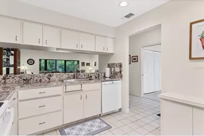 3946 Wilshire Circle E #168, Sarasota, FL 34238 - Photo 12