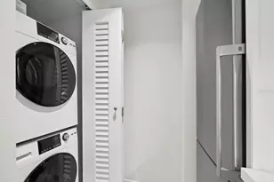 210 Sands Point Rd, Longboat Key, FL 34228 - Photo 10