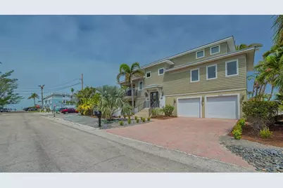 220 36th Street, Holmes Beach, FL 34217 - Photo 42
