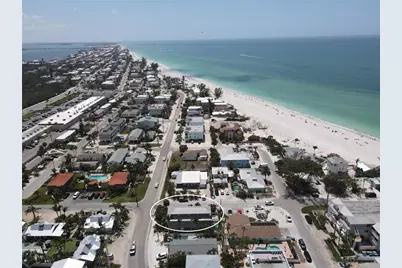 220 36th Street, Holmes Beach, FL 34217 - Photo 44