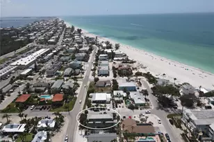 220 36th St, Holmes Beach, FL 34217 - Photo 44