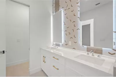 1648 Bonita Lane, Sarasota, FL 34239 - Photo 24