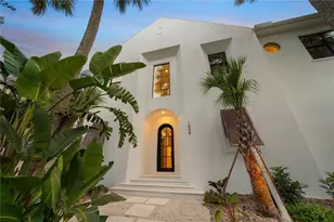 1648 Bonita Ln, Sarasota, FL 34239 - Photo 2