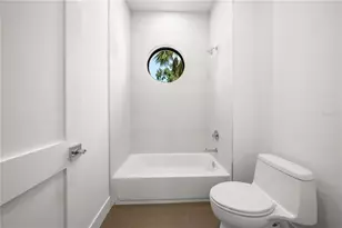 1648 Bonita Ln, Sarasota, FL 34239 - Photo 32