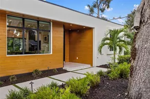 1873 Rose St, Sarasota, FL 34239 - Photo 4