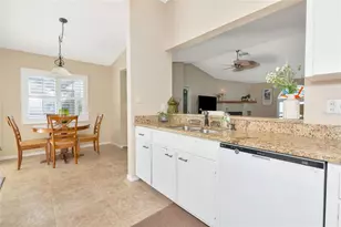 5717 28th St E, Bradenton, FL 34203 - Photo 12
