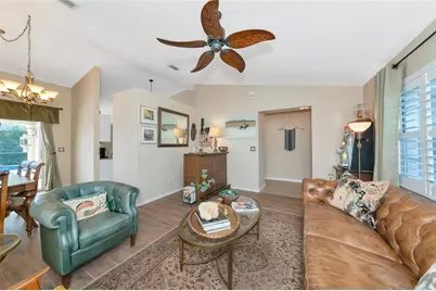 5717 28th Street E, Bradenton, FL 34203 - Photo 6