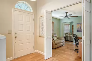 5366 Christie Ann Pl, Sarasota, FL 34233 - Photo 14