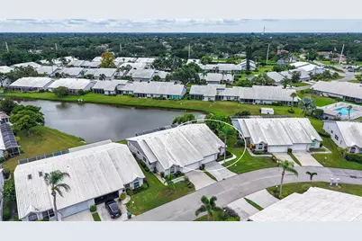 5366 Christie Ann Place #19, Sarasota, FL 34233 - Photo 10