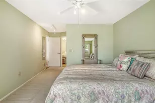 5366 Christie Ann Pl, Sarasota, FL 34233 - Photo 28