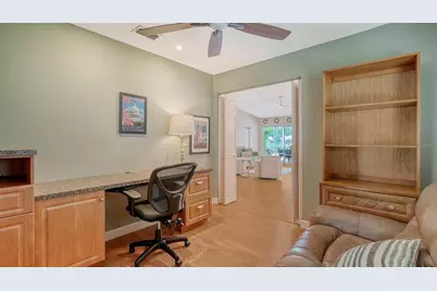 5366 Christie Ann Place #19, Sarasota, FL 34233 - Photo 16