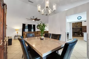 5709 39th St Cir E, Bradenton, FL 34203 - Photo 14