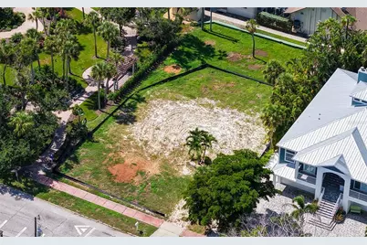 25 N Washington Drive, Sarasota, FL 34236 - Photo 8