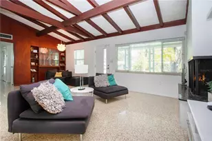 2238 Rose St, Sarasota, FL 34239 - Photo 10