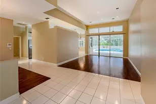 6809 Erica Ln, Sarasota, FL 34241 - Photo 6