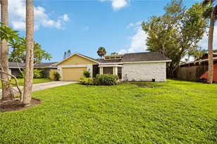 4148 Lancaster Dr, Sarasota, FL 34241 - Photo 2