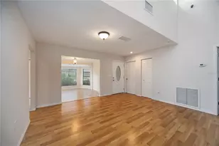 4148 Lancaster Dr, Sarasota, FL 34241 - Photo 8