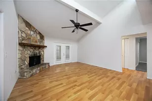 4148 Lancaster Dr, Sarasota, FL 34241 - Photo 10