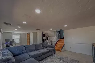 4247 Dr Martin Luther King Jr Street N, Saint Petersburg, FL 33703 - Photo 28