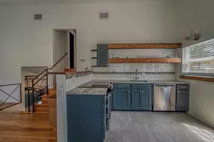 4247 Dr Martin Luther King Jr Street N, Saint Petersburg, FL 33703 - Photo 16