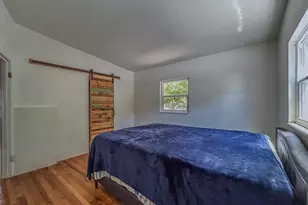 4247 Dr Martin Luther King Jr Street N, Saint Petersburg, FL 33703 - Photo 8