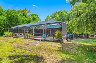 9206 65th Ave E, Bradenton, FL 34202 - Photo 14