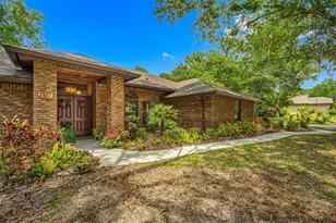 9206 65th Ave E, Bradenton, FL 34202 - Photo 1