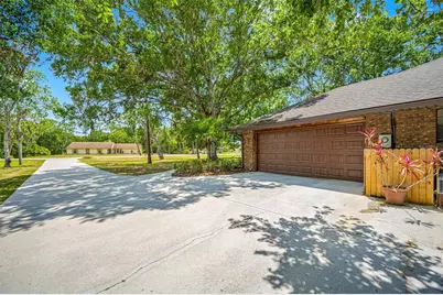 9206 65th Avenue E, Bradenton, FL 34202 - Photo 10