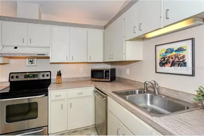 220 Chartley Court N, Sarasota, FL 34232 - Photo 8