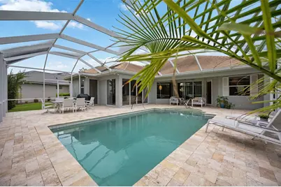 8204 Waterview Boulevard, Lakewood Ranch, FL 34202 - Photo 2