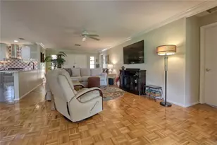 7149 Fairway Bend Cir, Sarasota, FL 34243 - Photo 10