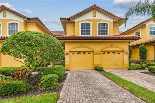 8161 Miramar Way, Lakewood Ranch, FL 34202 - Photo 2