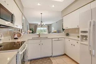 9641 Castle Point Dr, Sarasota, FL 34238 - Photo 6