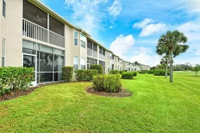 9641 Castle Point Drive #1215, Sarasota, FL 34238 - Photo 26