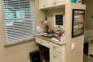 4123 3rd Ave W, Palmetto, FL 34221 - Photo 4