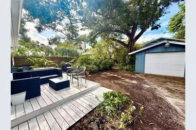 1702 Hillview Street, Sarasota, FL 34239 - Photo 4