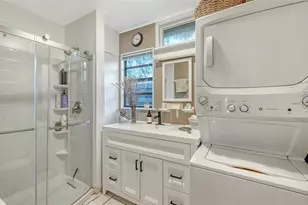 1702 Hillview St, Sarasota, FL 34239 - Photo 38