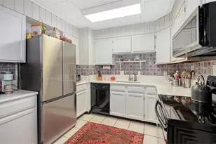 1702 Hillview St, Sarasota, FL 34239 - Photo 24